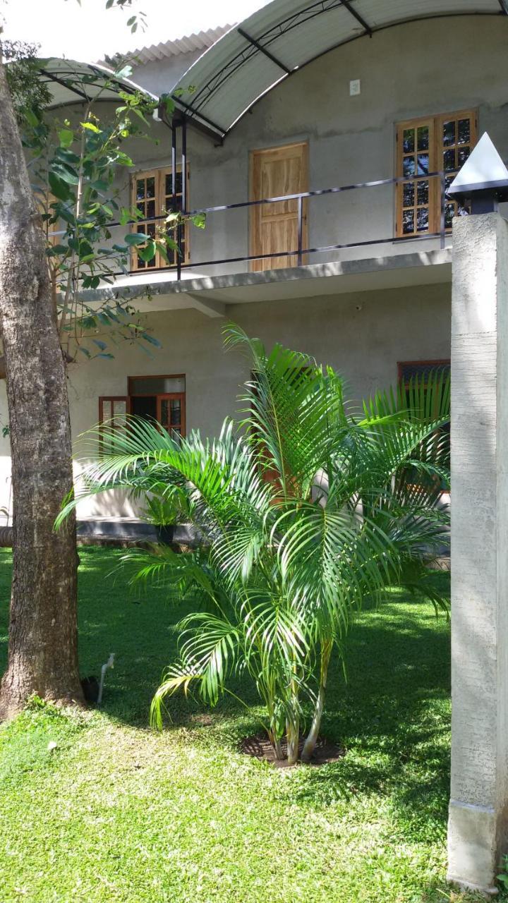 Hotel Afenta - Mihintale Esterno foto